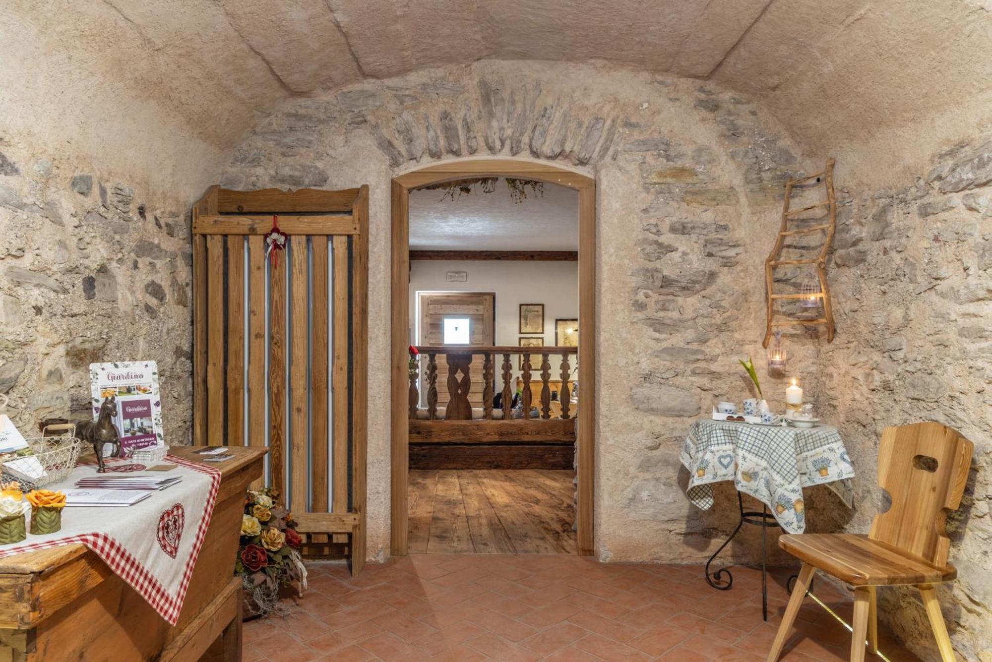 Horse House Bed & Breakfast Romallo Exterior photo