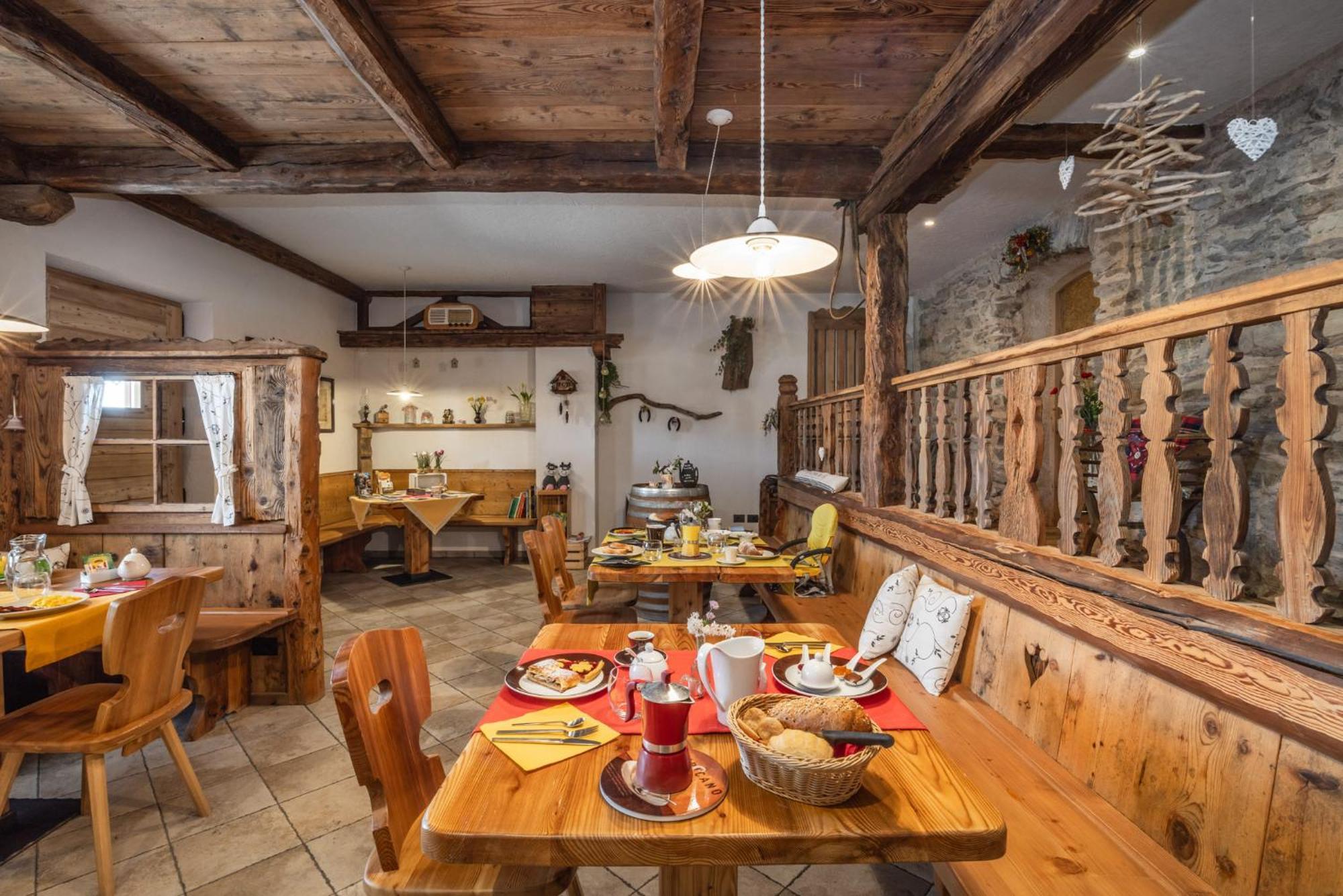 Horse House Bed & Breakfast Romallo Exterior photo