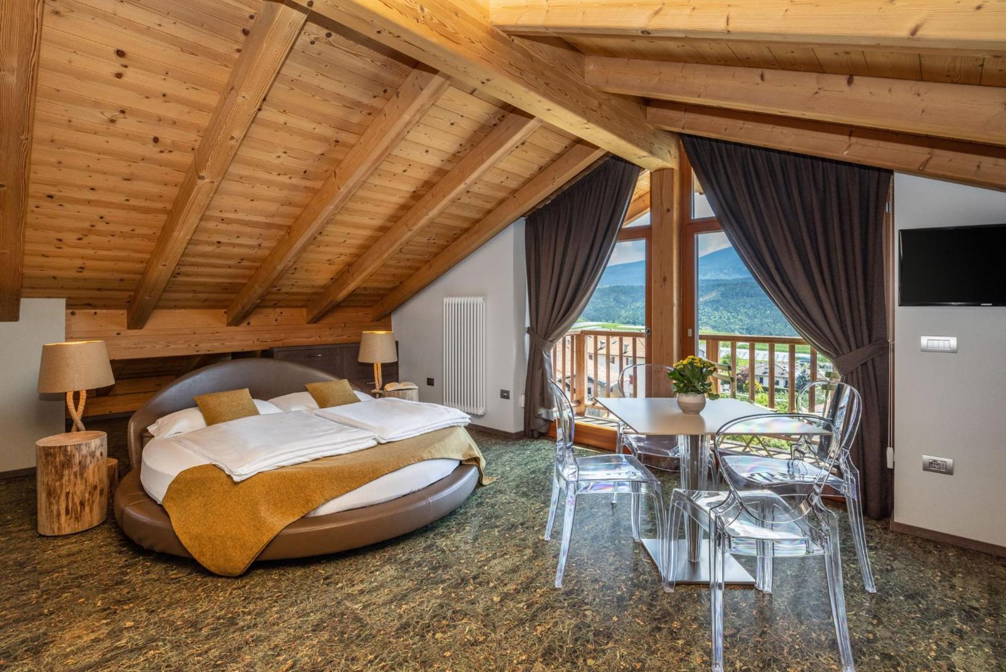 Horse House Bed & Breakfast Romallo Exterior photo
